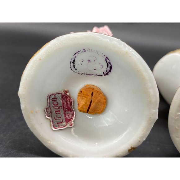 Vintage Ucagco Ceramics Bone China Victorian Couple Salt & Pepper Shakers - Picture 8 of 10